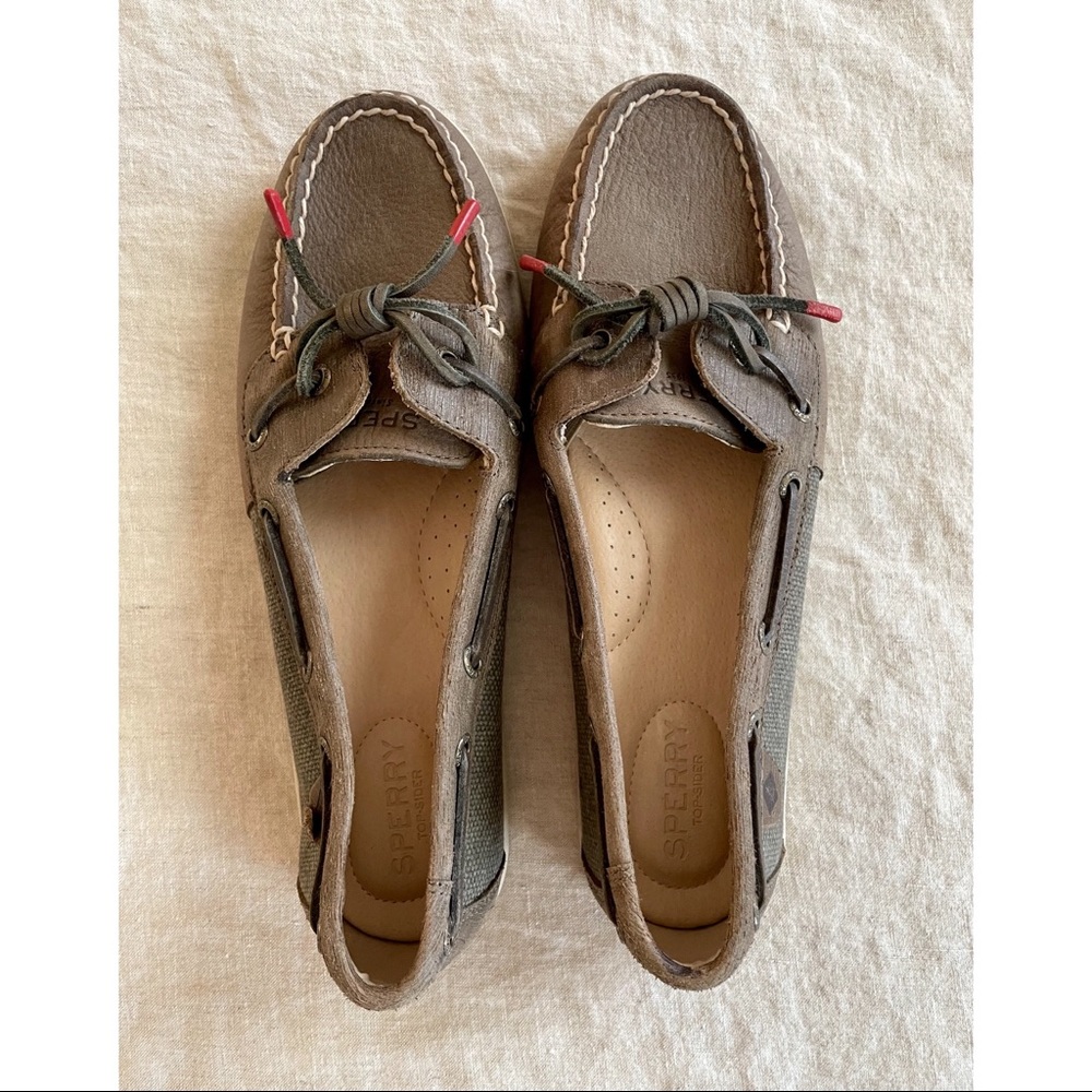 Sperry Women’s Angelfish Boat Shoes size 9